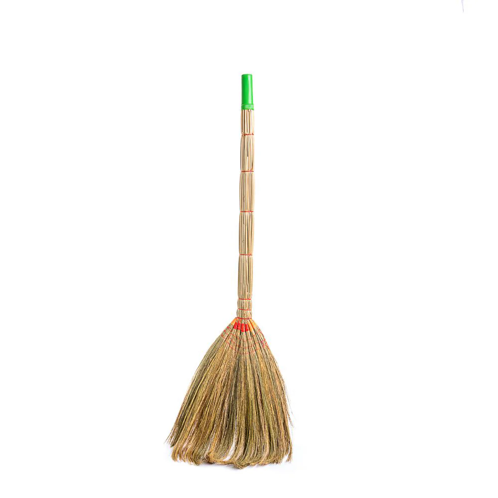 (MR.DIY) Bamboo Long Handle Paddy Broom - Image 3