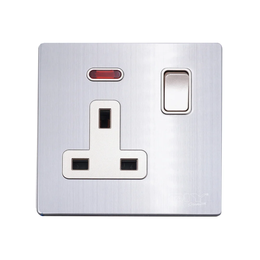 (MR.DIY) Premium Alluminium Plated 1-Gang SP Switched Socket Outlet 13A (9cm) - Image 4