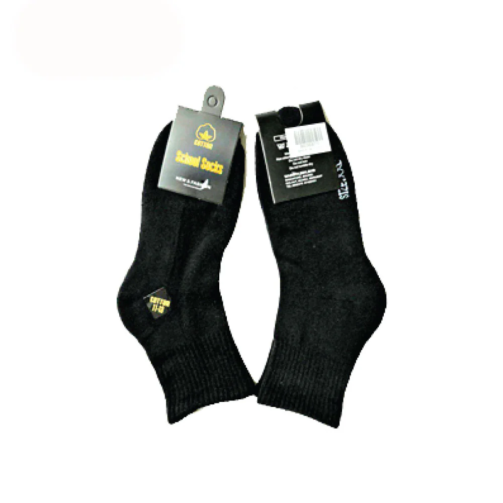 (MR.DIY) Student Socks Black (11-13) - Image 3