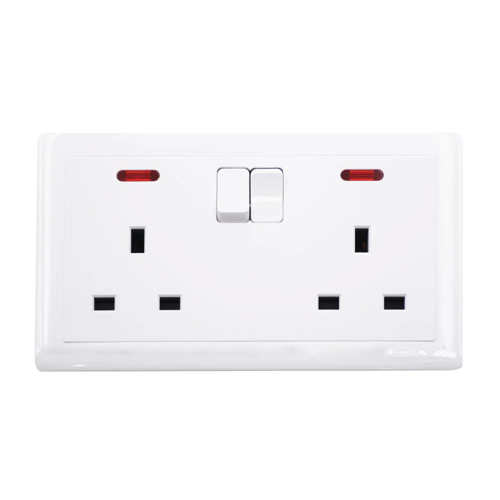 (MR.DIY) White Wall 13A 2 Gang Switch Socket - Image 4